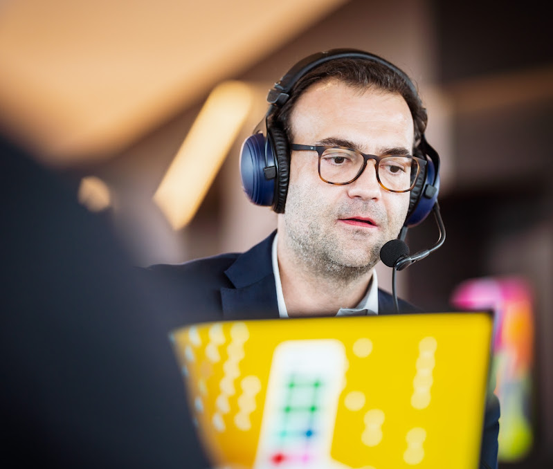 José Narciandi bei der Aufzeichung des Podcasts 'Corona. Und jetzt?!'